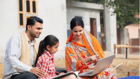 Households, Information Diffusion, and Gender
